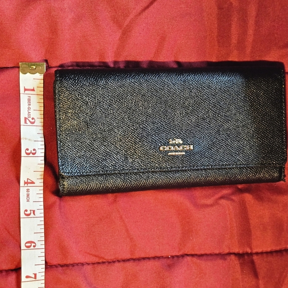Coach Wallet ⚫️ - Picture 2 of 7
